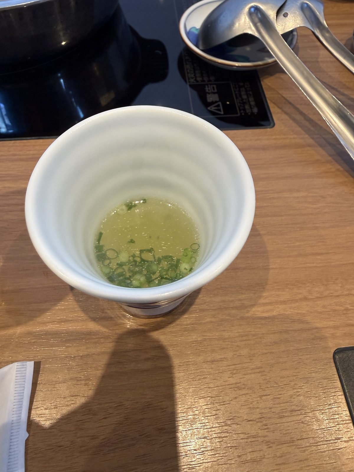 最初のスープ（ネギ入り）